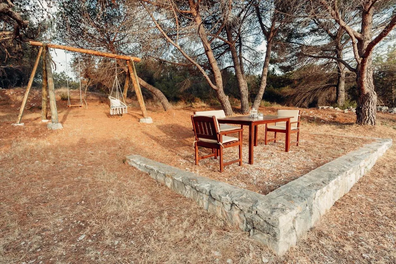 Guest House Sakarun Veli Rat