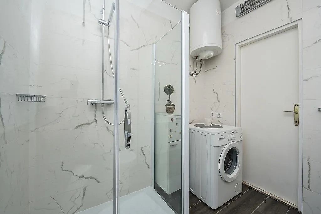 Guest House Sakarun Veli Rat